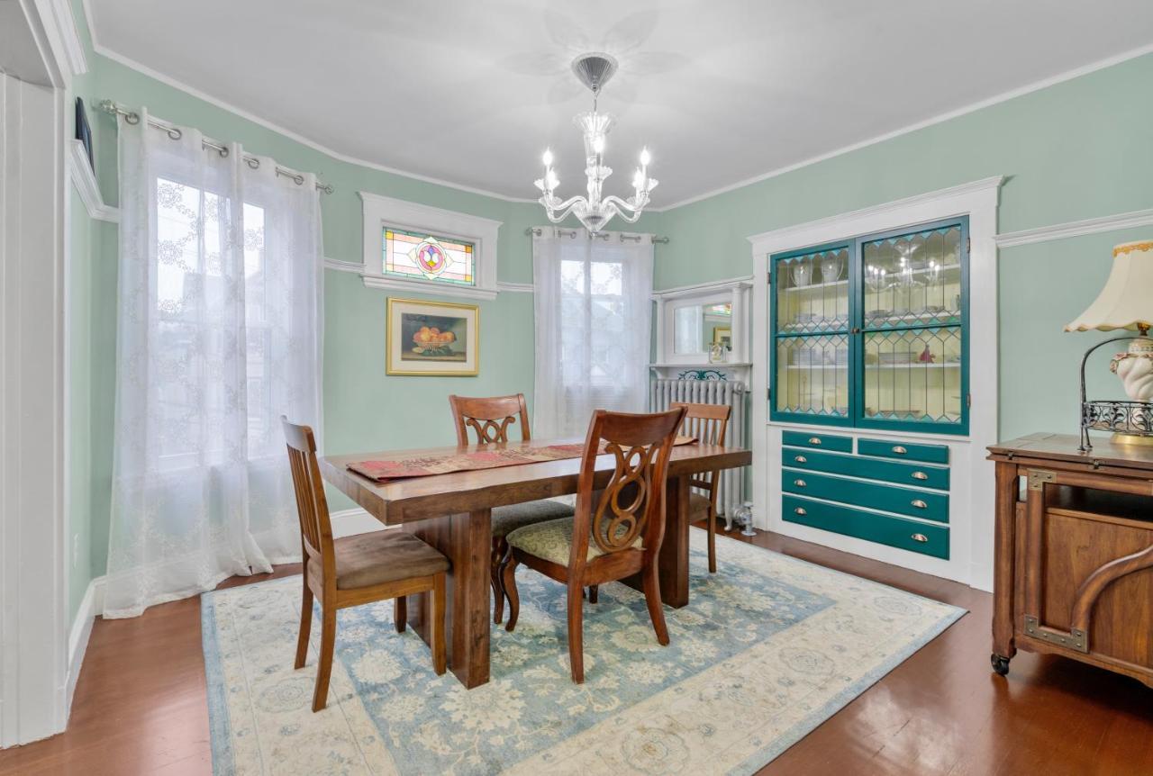 Bright & Spacious 2Br Apartment, Mins From Downtown Boston, Parking Esterno foto