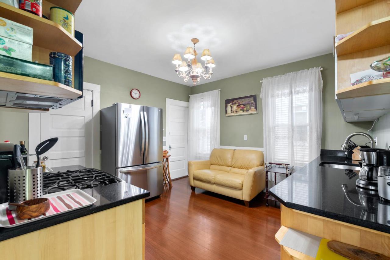 Bright & Spacious 2Br Apartment, Mins From Downtown Boston, Parking Esterno foto